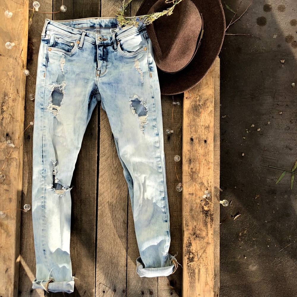 H&M boyfriend jeans